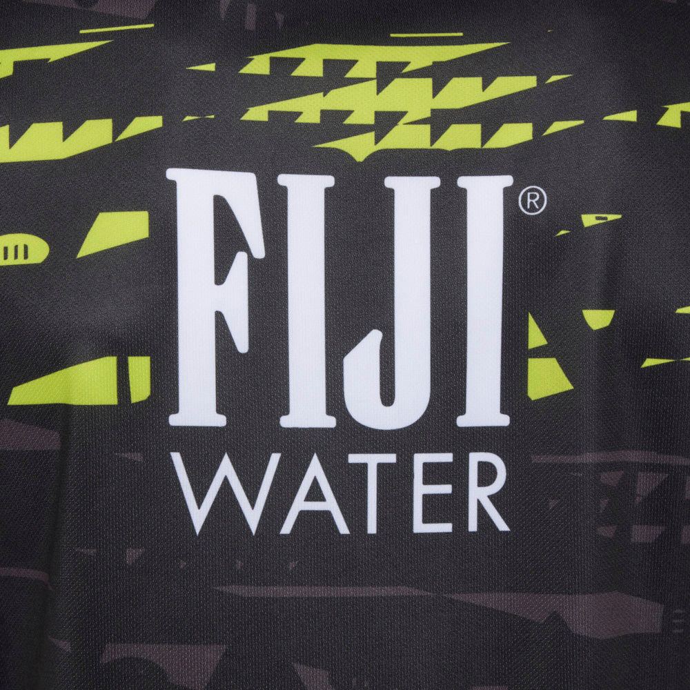 Umbro Fiji 7s Rugby 2026 Short Sleeve Adults Pre-Match Top - Image 4