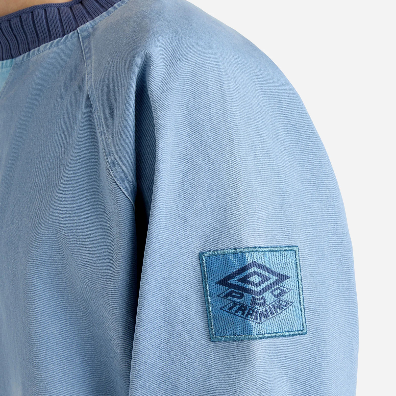 Umbro Legendary Iconic Mens Long Sleeved Drill Top - Image 4