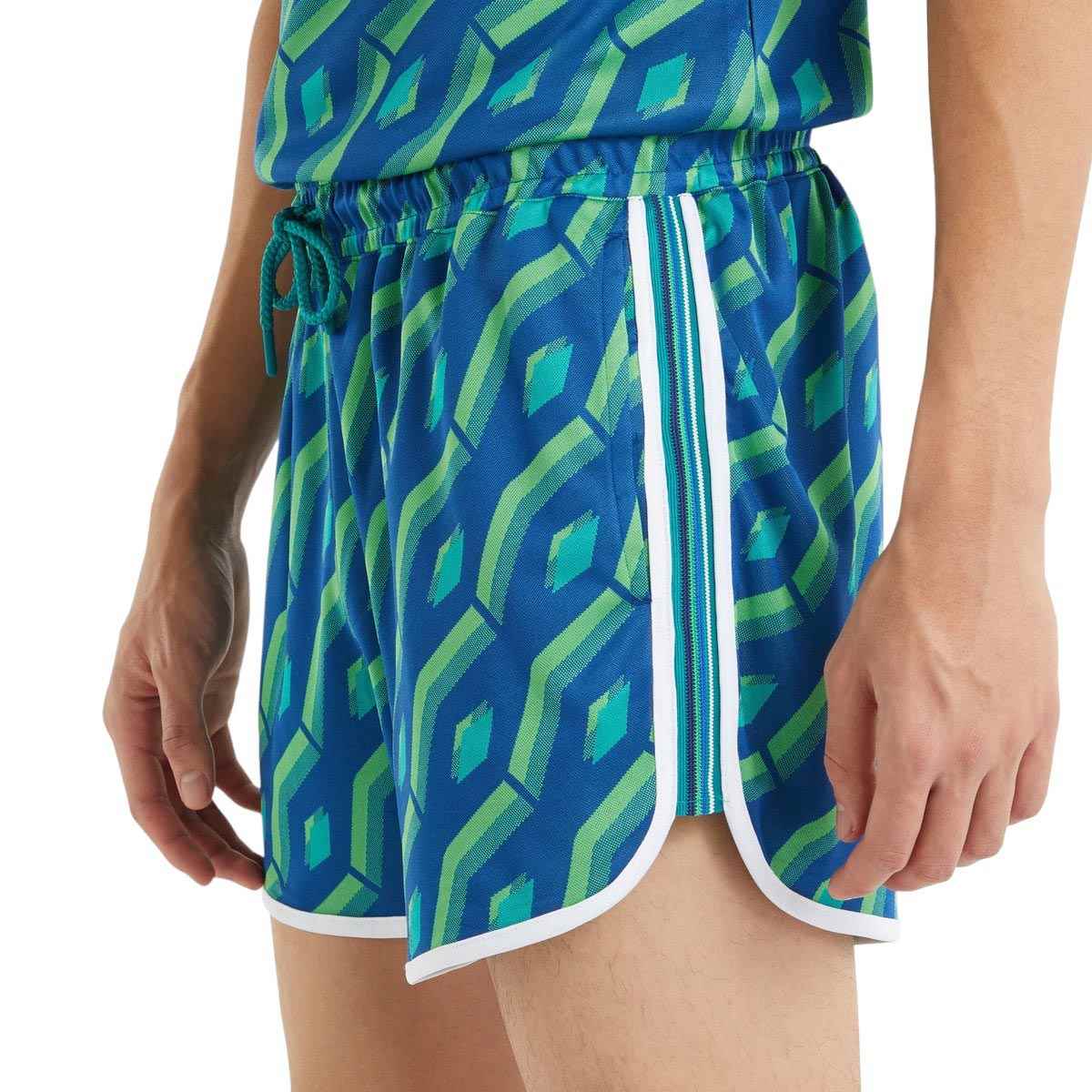 Umbro Jaquard Mens Retro Shorts - Image 3