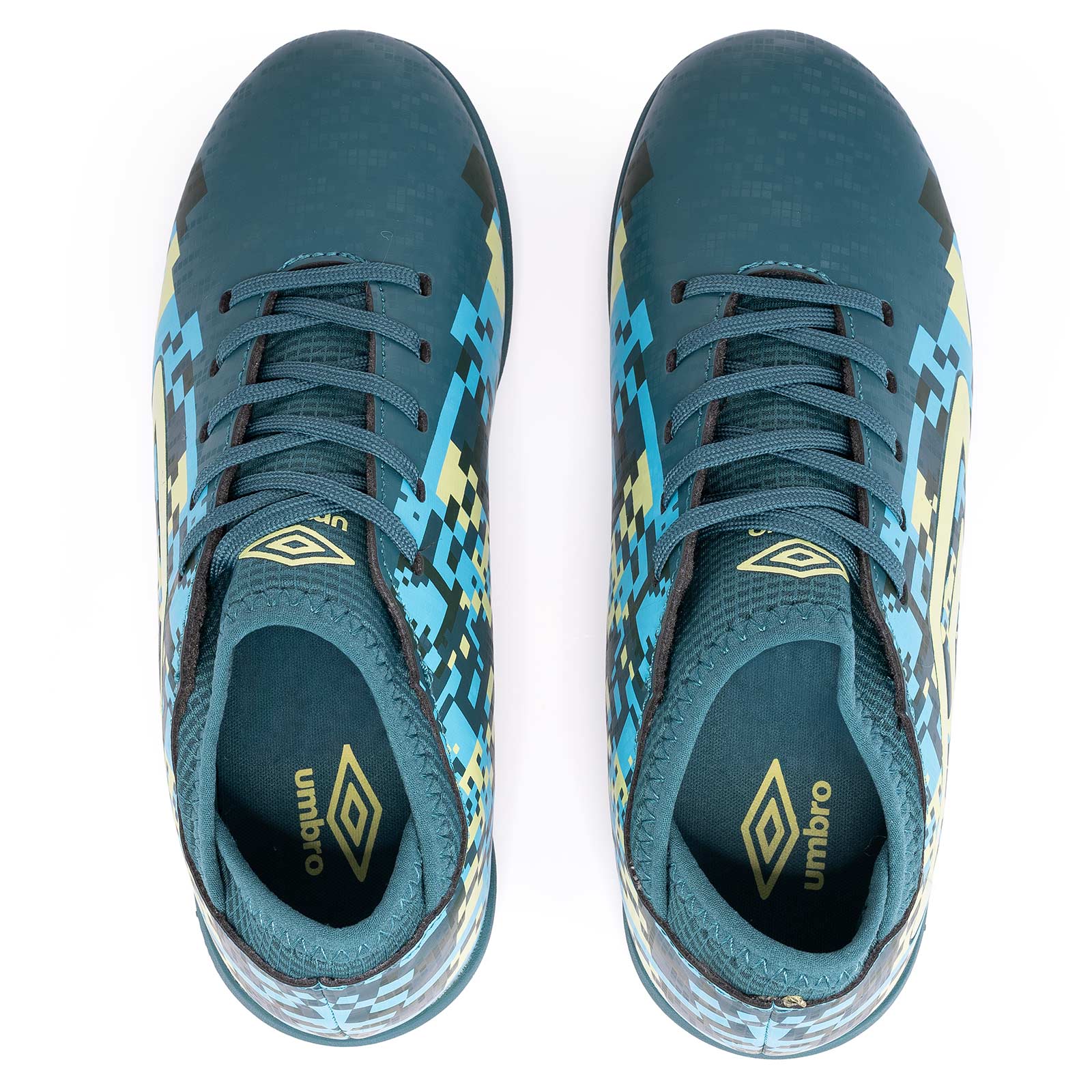 Umbro Formation IV Kids Turf Ground Football Boots - Image 3