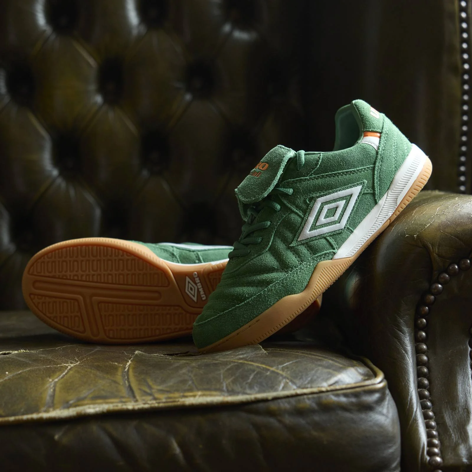 Umbro 17-3 2026 Adults Football Speciali Trainer - Image 3