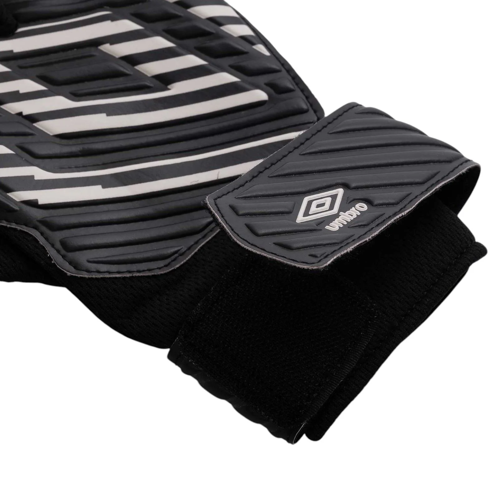 Umbro Squadra Kids Football Goalkeeper Gloves - Image 4