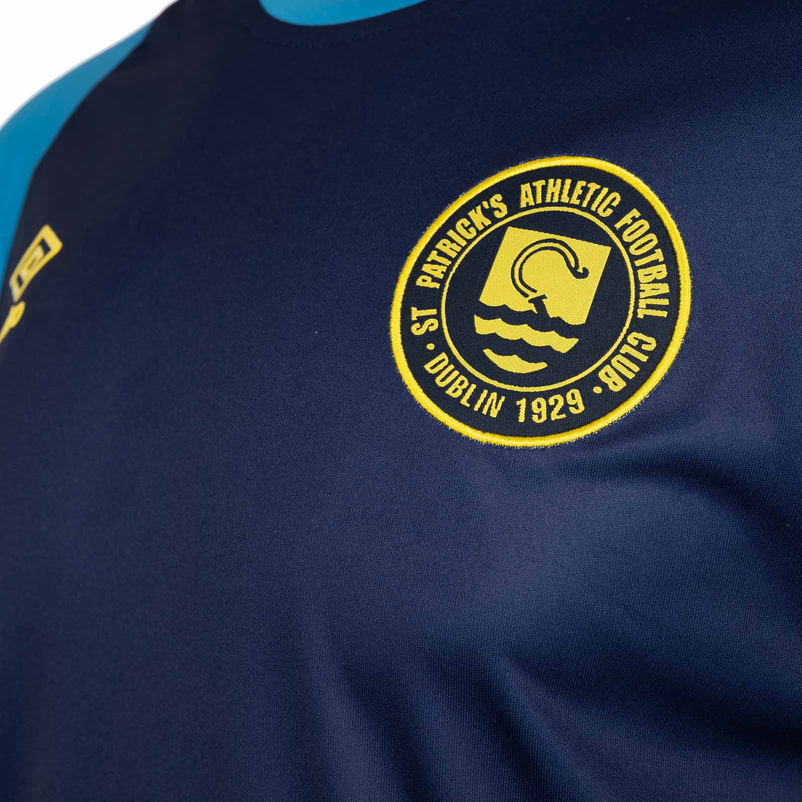 Umbro St Patricks Athletic Football Club 2025 Kids Training Jersey - Image 3